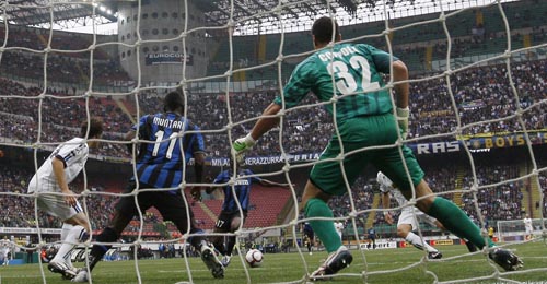  国际米兰主场逆转亚特兰大，劳塔罗补时绝杀  